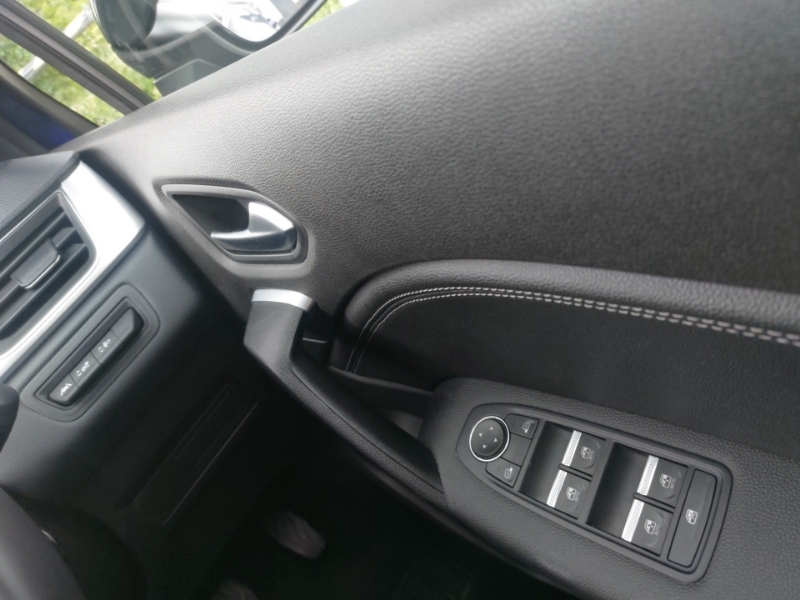 Renault Captur 1.3 Mhev Rs Line Euro 6 Ss Black #16