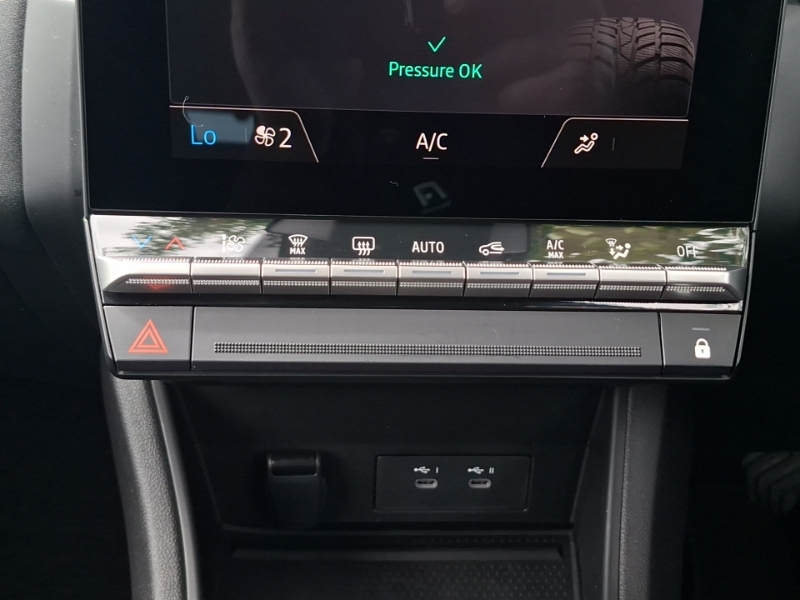 Renault Captur 1.0 Tce Techno Suv Euro 6 Ss Black #17