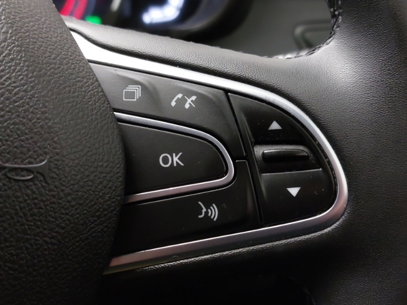 Renault Kadjar 1.3 Tce Iconic Suv Edc Black #13