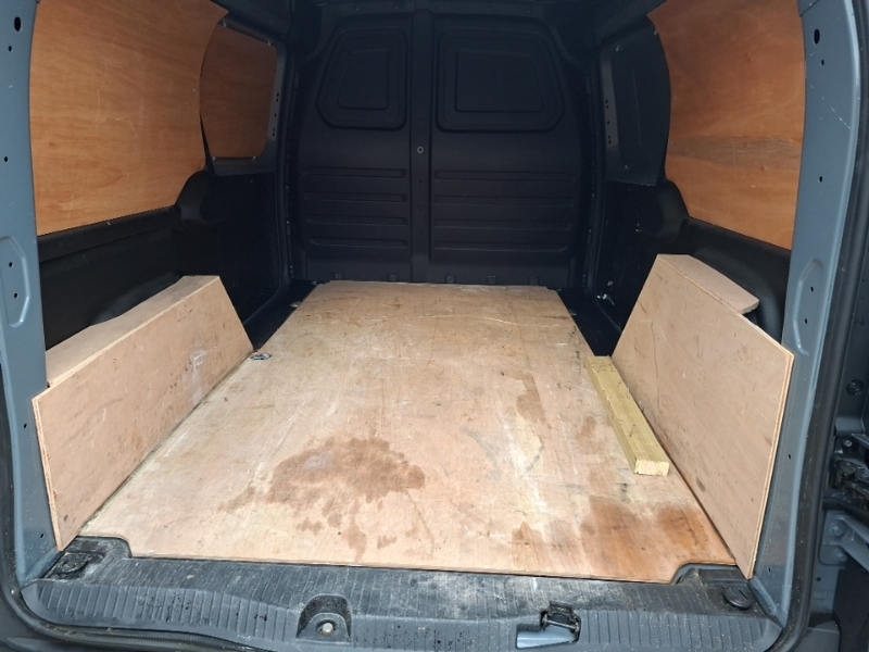 Renault Kangoo Advance White #18