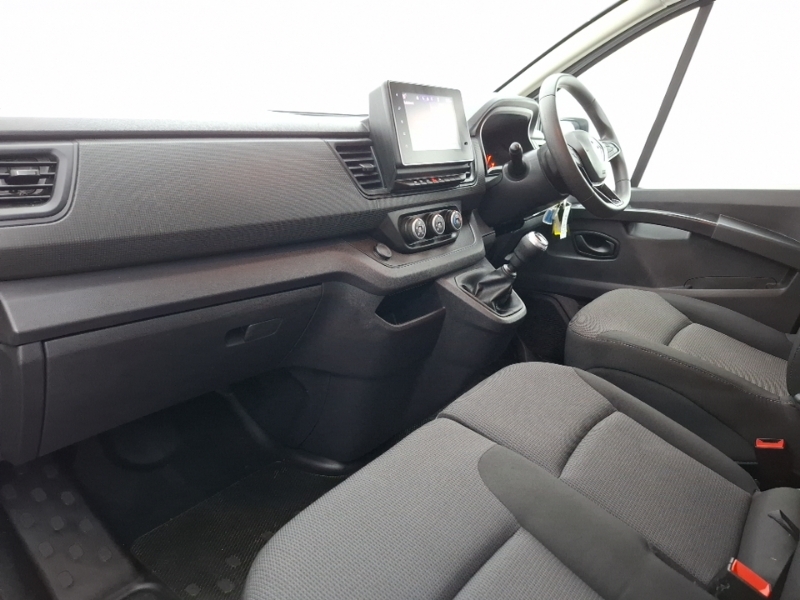 Renault Trafic Sl30 Blue Dci 130 Advance Safety Van White #5