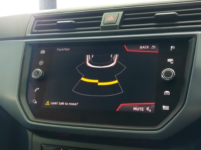 Seat Arona 1L Fr Sport White #9