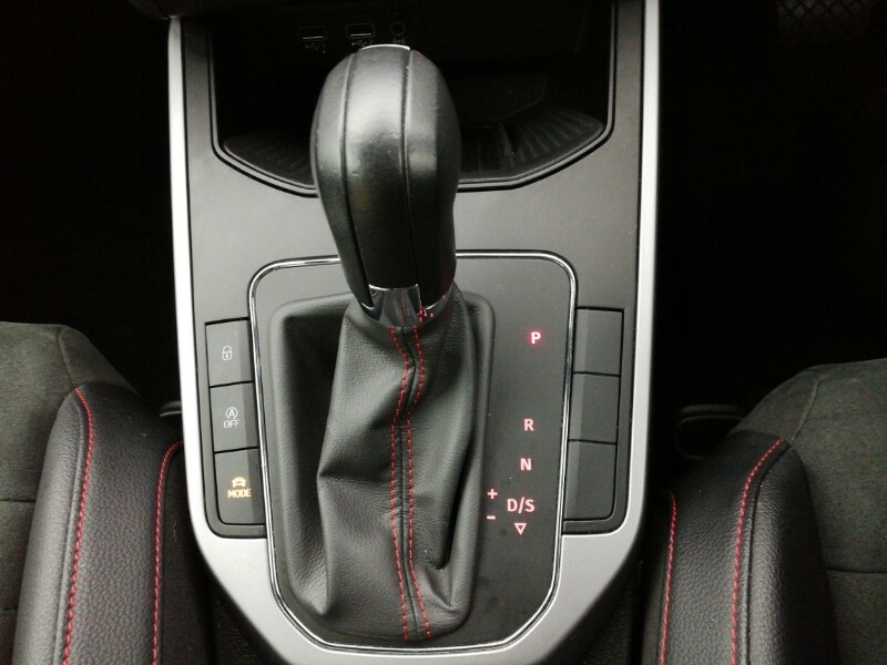 Seat Arona 2020 Seat Arona 1.0 Tsi Se Technology Red #15
