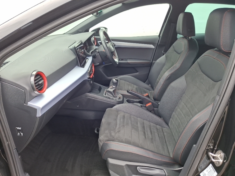 Seat Ibiza 1.0 Tsi 110 Fr Sport Black #5