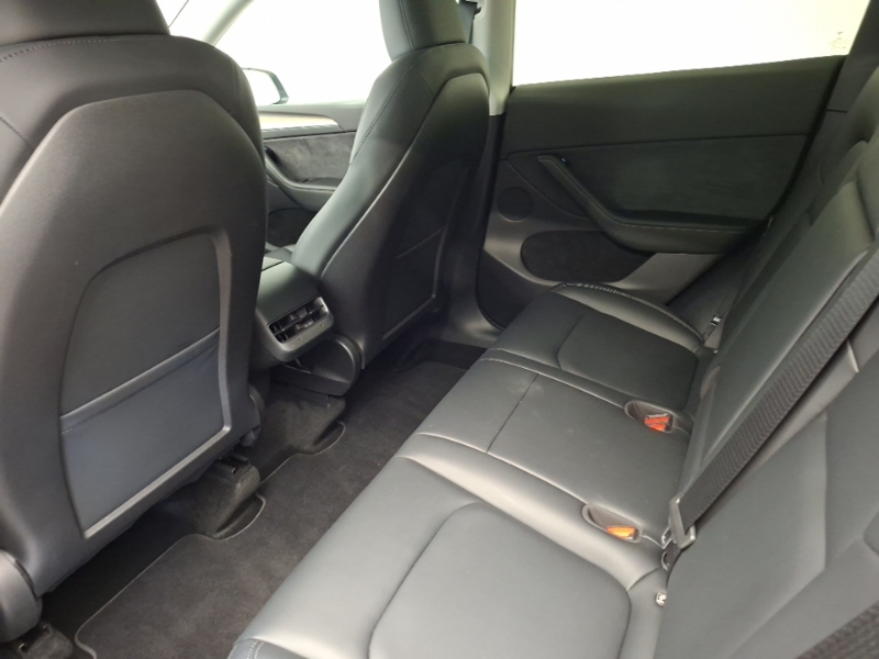 Tesla Model Y Long Range Awd White #6