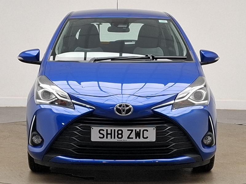 Toyota Yaris Design White #14