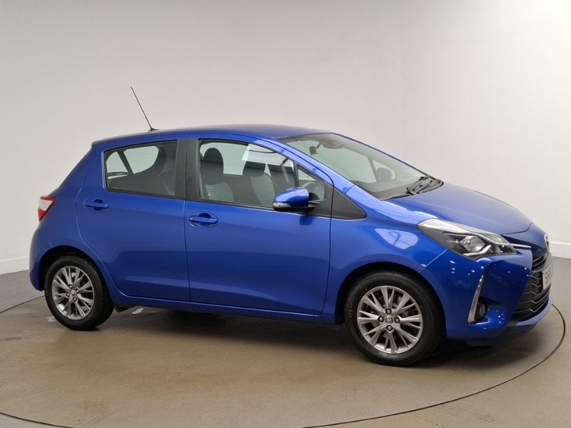 Toyota Yaris Design White #7