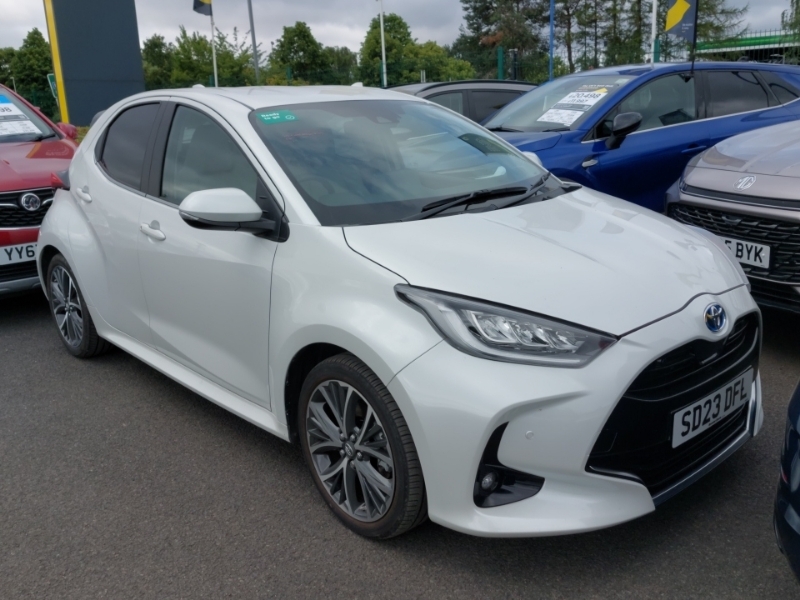 Toyota Yaris 1.5 Hybrid Excel Cvt White
