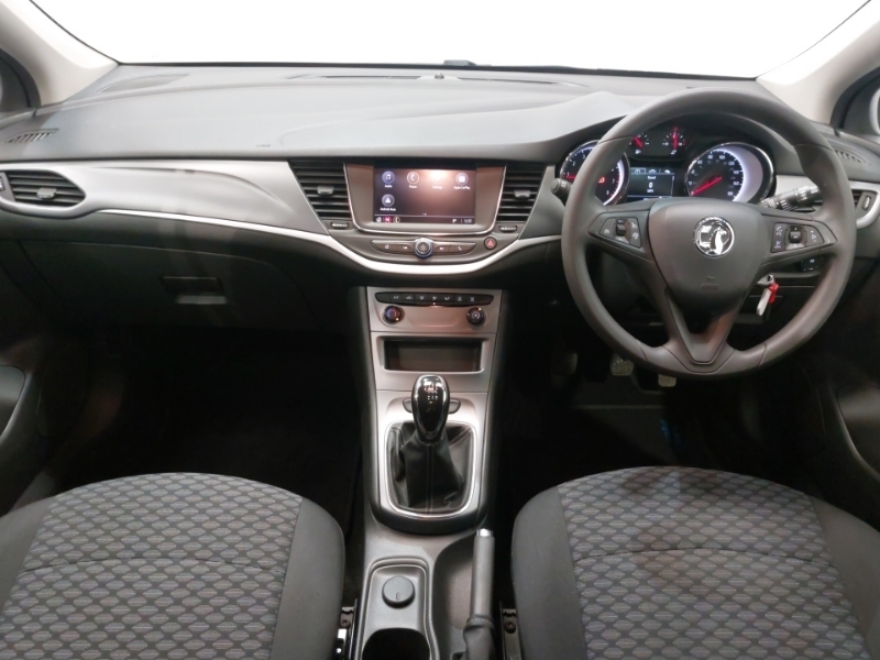Vauxhall Astra 1.2 Turbo Se White #3