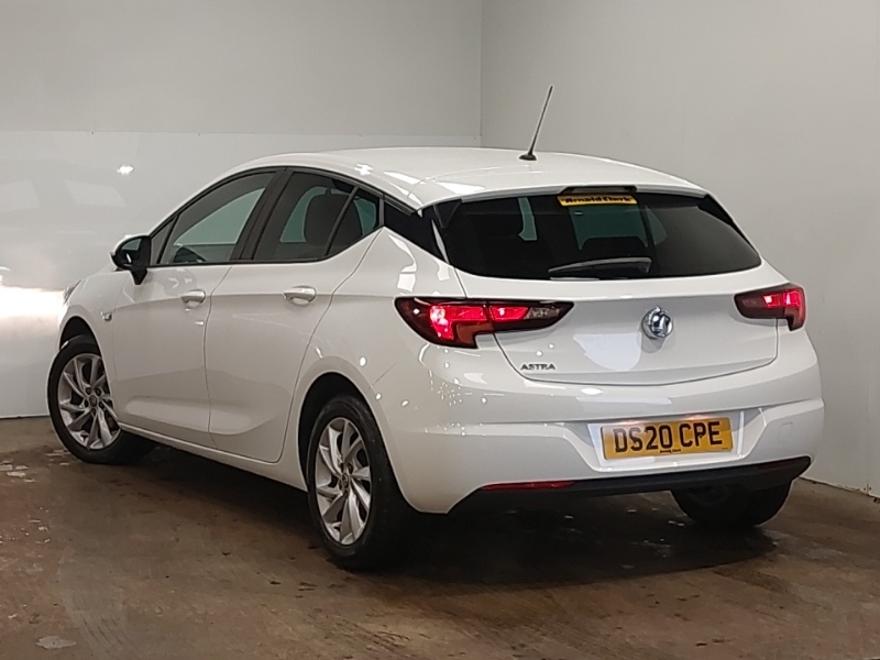 Vauxhall Astra 1.2 Turbo Se White #2