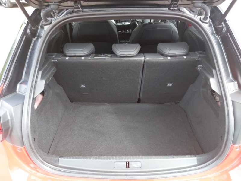 Vauxhall Corsa-e 100Kw Elite Premium 50Kwh 11Kwch Red #18
