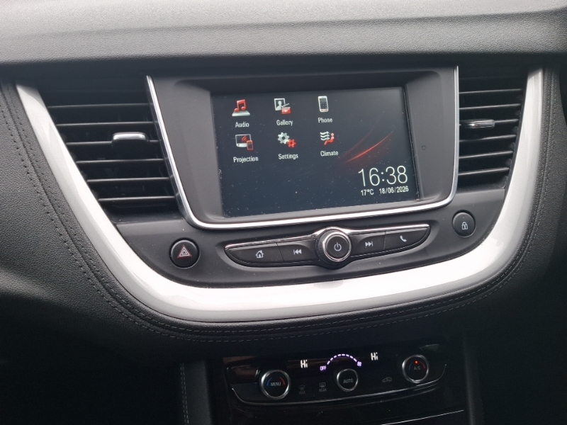 Vauxhall Grandland X Se Red #10