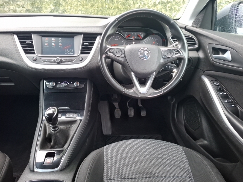 Vauxhall Grandland X Se Red #8