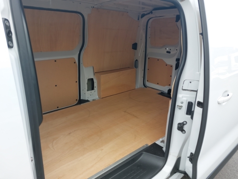 Vauxhall Vivaro 1.5 Turbo D 120 Pro H1 Van DW25VBN White #6