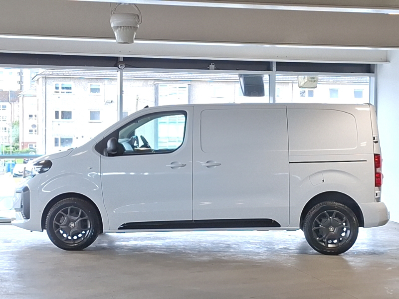 Vauxhall Vivaro 1.5 Turbo D 120 Pro H1 Van DW25VCD White #4