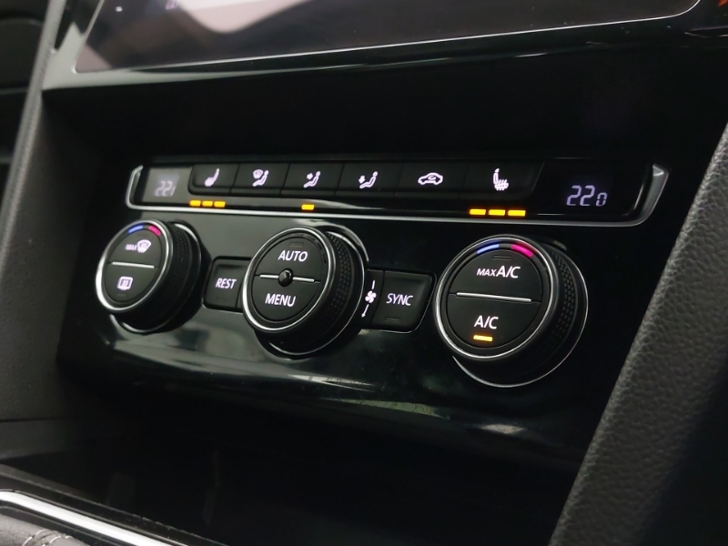 Volkswagen Arteon 2.0Tsi 190Ps R-line 7 Speed Dsg Black #18