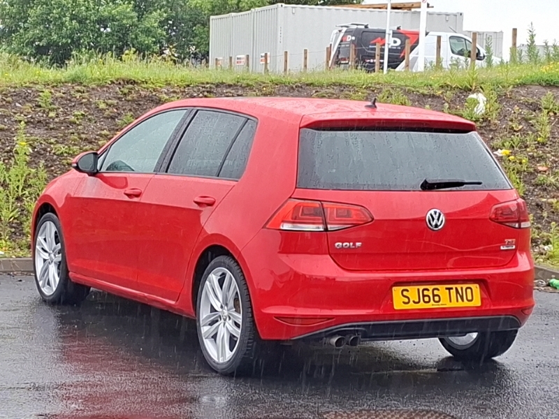 Volkswagen Golf 1.4 Tsi 150 Gt Edition SJ66TNO Red #2