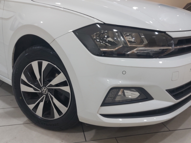 Volkswagen Polo Polo Active Tsi Grey #20
