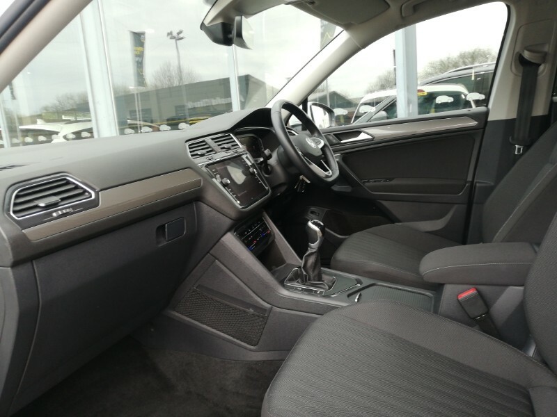 Volkswagen Tiguan Allspace 1.5 Tsi Life White #5