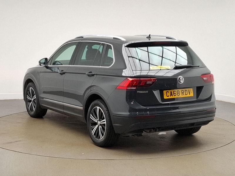 Volkswagen Tiguan 2.0 Tdi 150 Se Nav CA68RDV Grey #2
