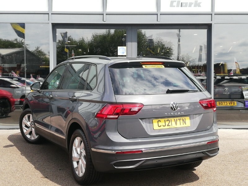 Volkswagen Tiguan 1.5 Tsi 150 Life CJ21VTN Grey #2