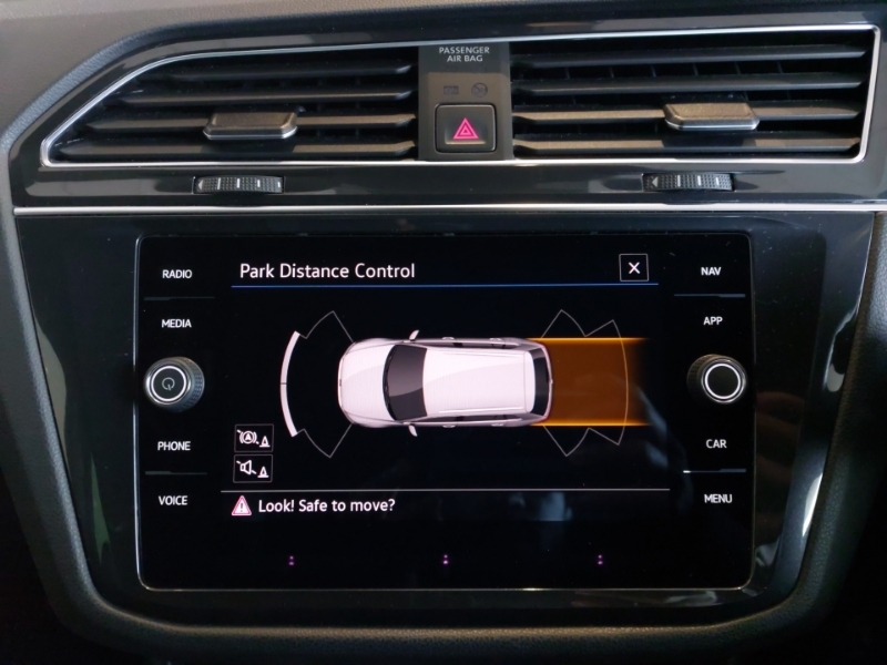 Volkswagen Tiguan Elegance Black #9