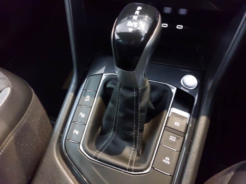 Volkswagen Tiguan Elegance Black #16