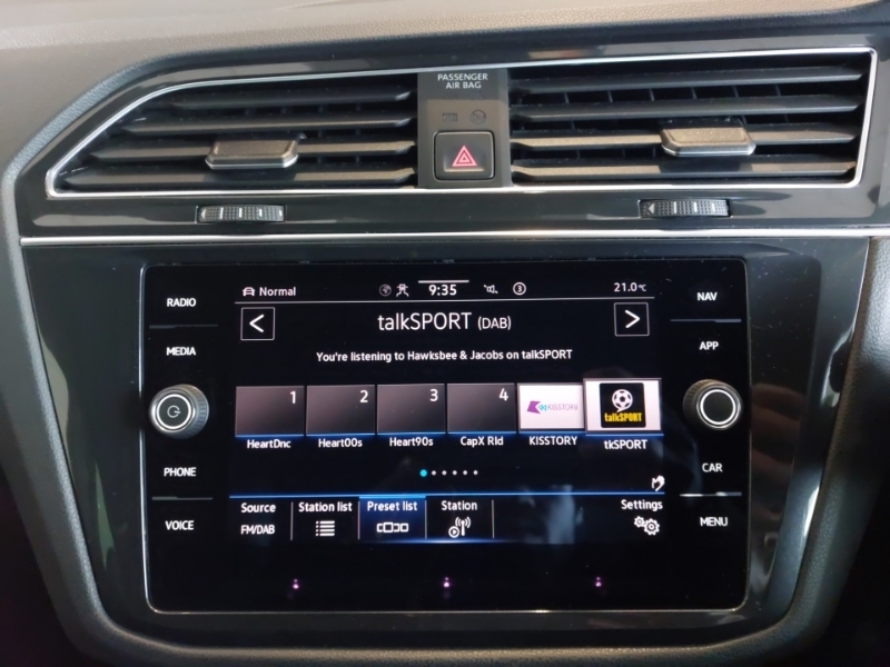 Volkswagen Tiguan Elegance Black #11