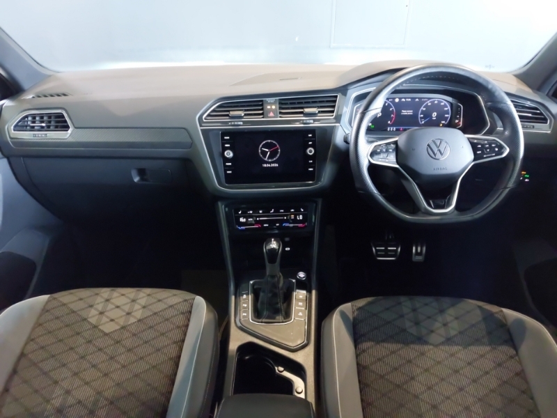 Volkswagen Tiguan 1.5 Tsi 150 R-line Edition Dsg Black #3