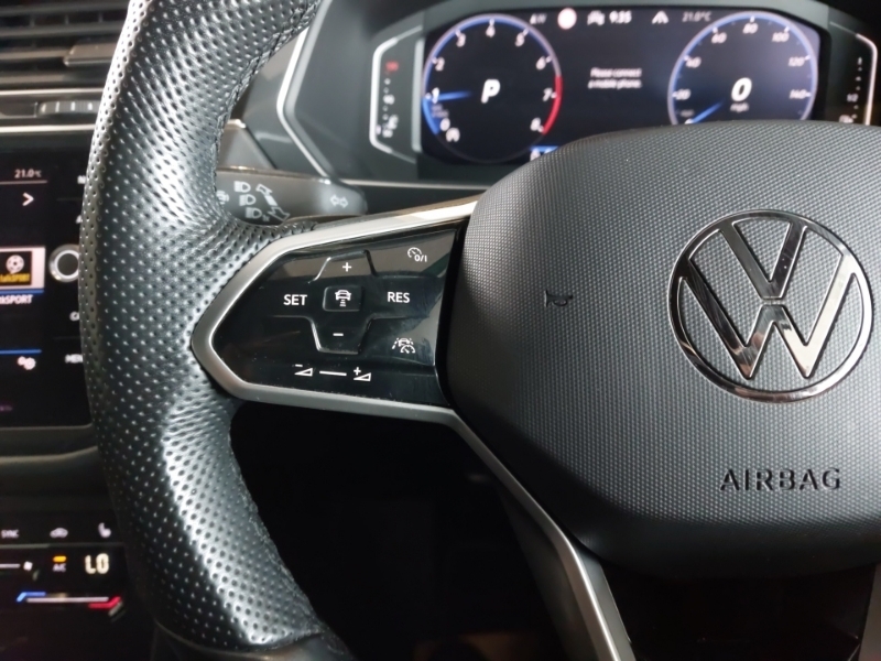 Volkswagen Tiguan Elegance Black #12