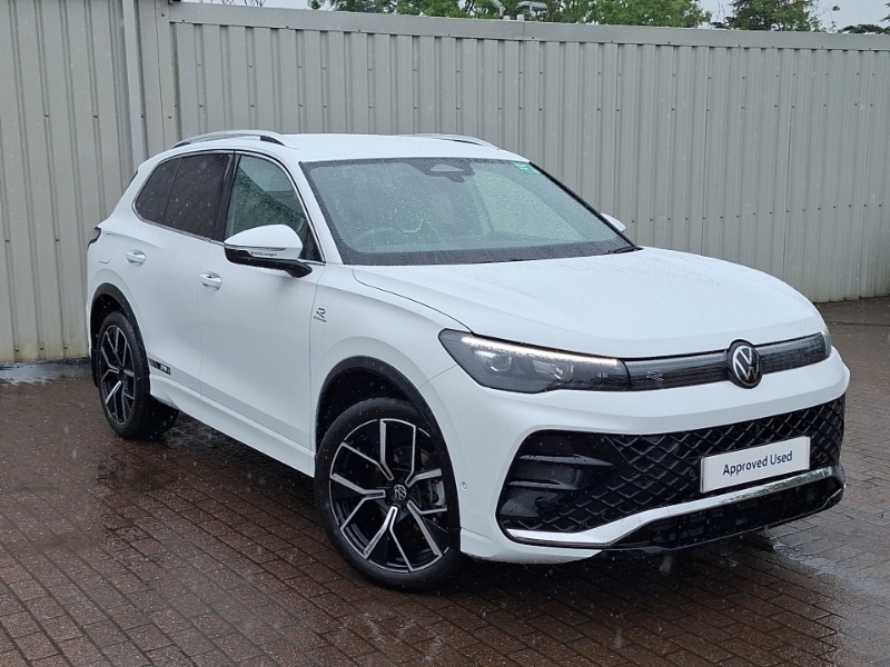 Volkswagen Tiguan Elegance White #1