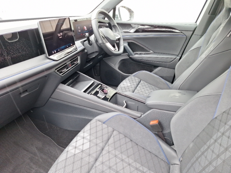 Volkswagen Tiguan Elegance White #5