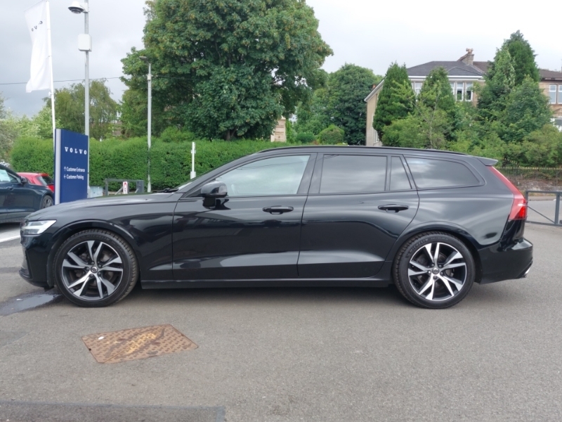 Volvo V60 2.0 T4 190 R Design Plus Black #4