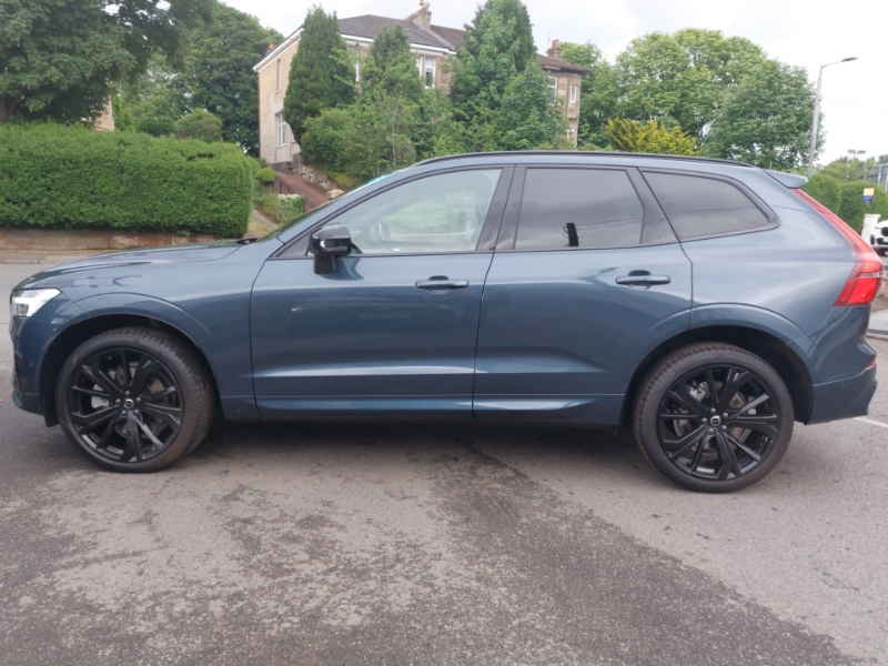 Volvo XC60 2.0 B5p Plus Black Edition Awd Geartronic SL26EYX Blue #5