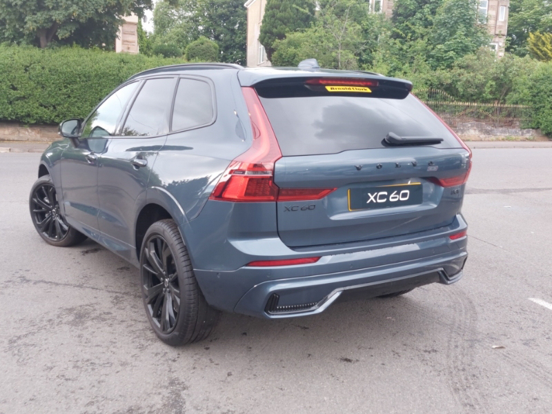 Volvo XC60 2.0 B5p Plus Black Edition Awd Geartronic SL26EYX Blue #2