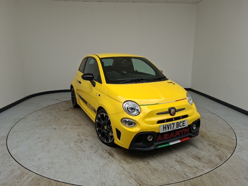 Abarth 595 1.4 T-jet 180 Competizione Yellow