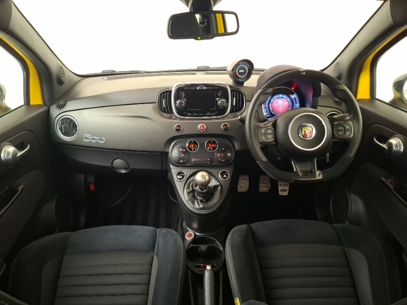 Abarth 595 1.4 T-jet 180 Competizione Yellow #3