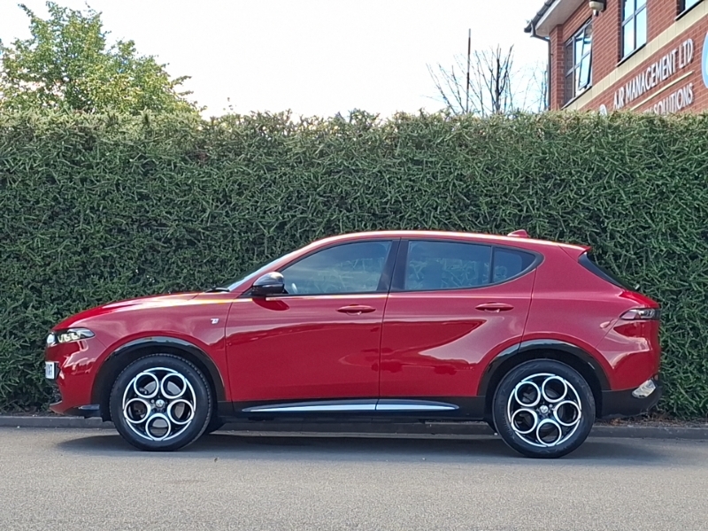 Alfa Romeo Tonale 1.5 Mhev Ti Red #4