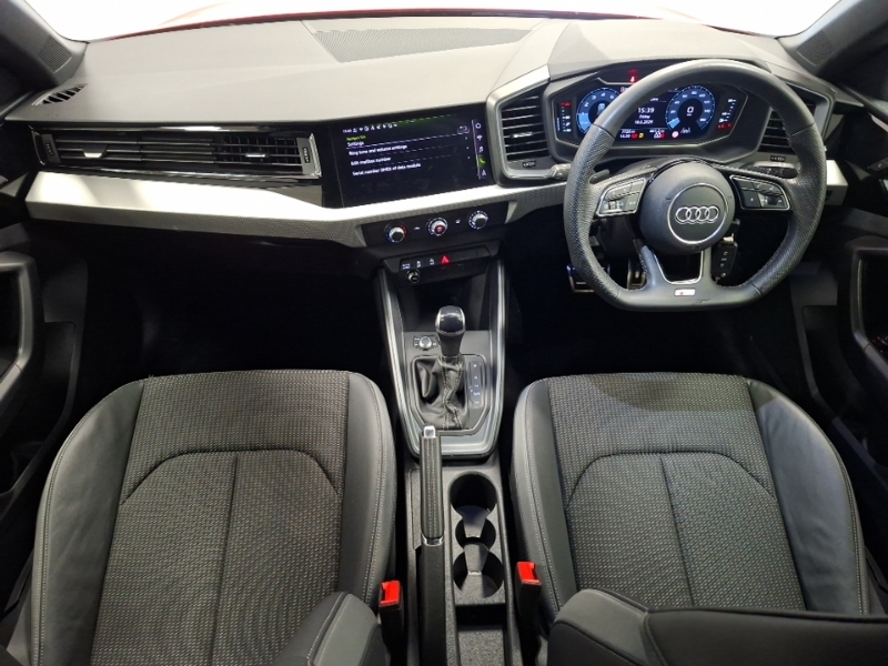 Audi A1 30 Tfsi Black Edition S Tronic Red #3