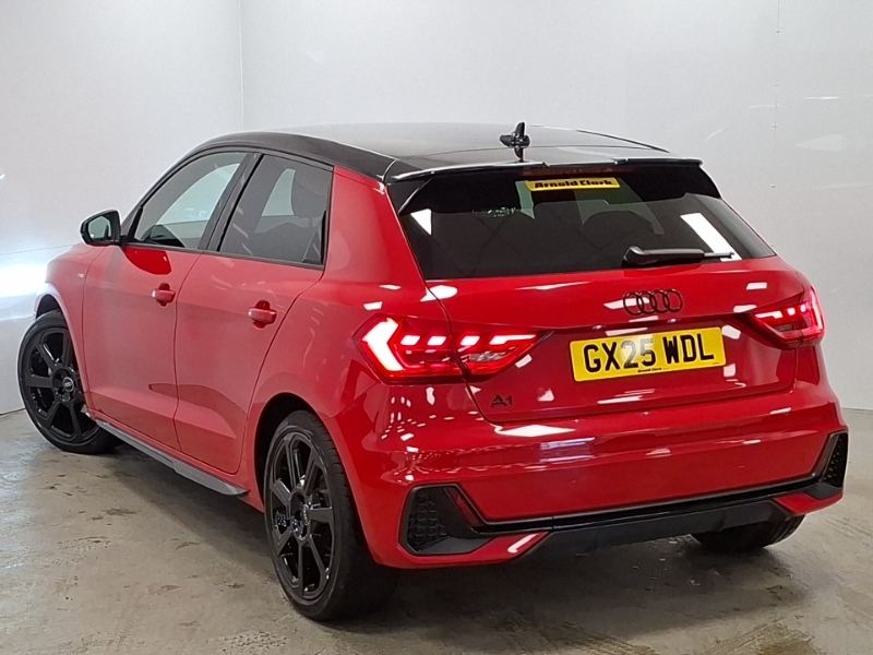 Audi A1 30 Tfsi Black Edition S Tronic Red #2