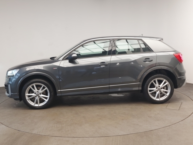 Audi Q2 2.0 Tfsi Quattro S Line S Tronic Grey #4