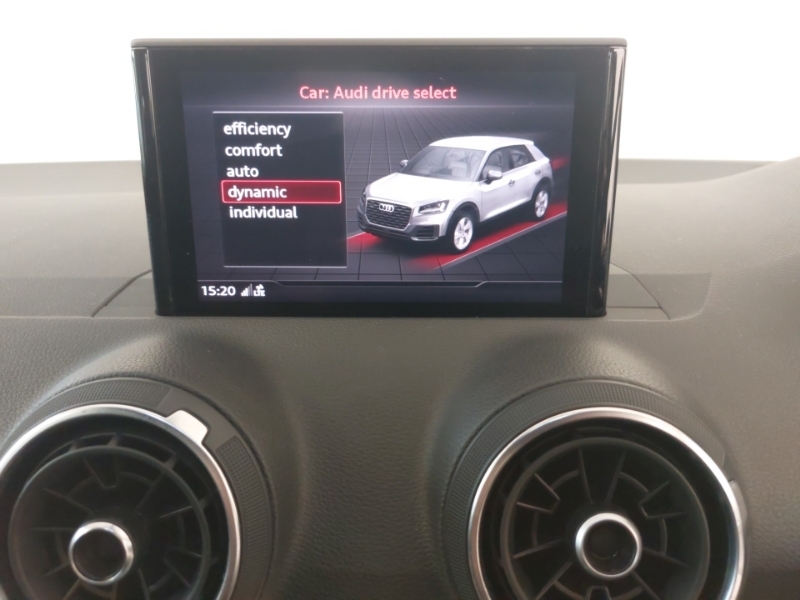 Audi Q2 1.6 Tdi Sport S Tronic White #16