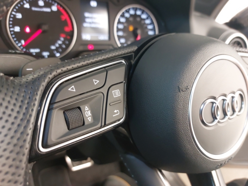 Audi Q2 1.6 Tdi Sport S Tronic White #13