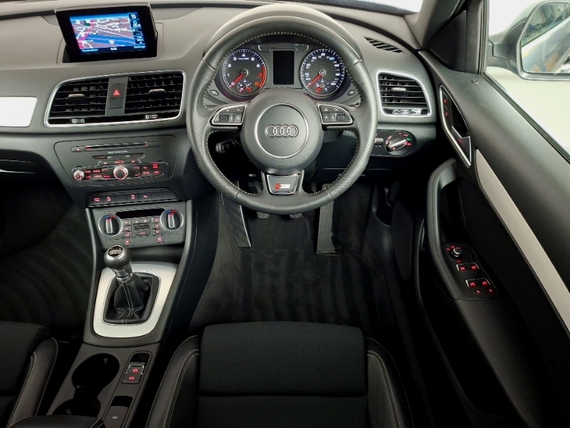 Audi Q3 1.4T Fsi S Line Edition S Tronic Black #8
