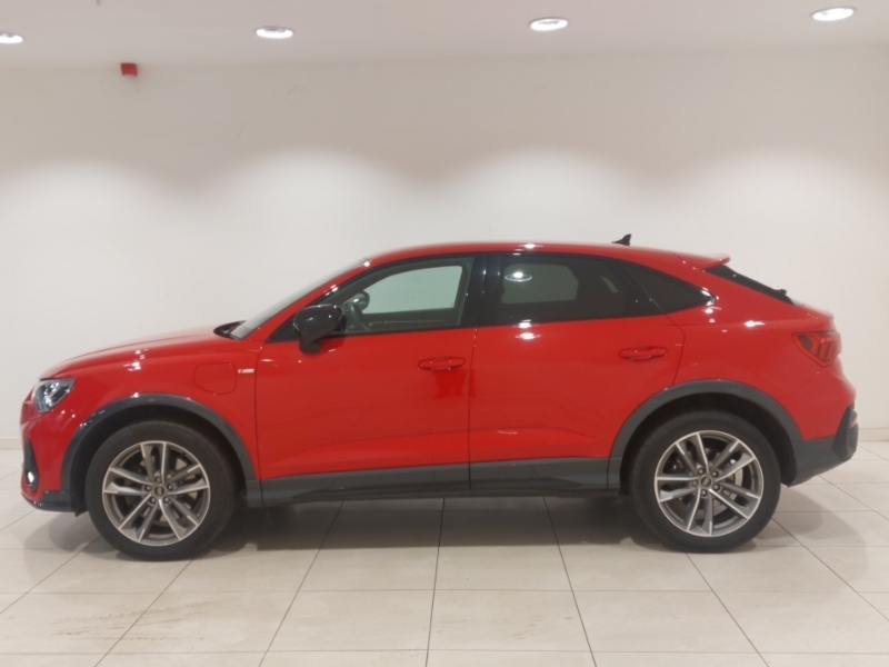 Audi Q3 45 Tfsi E Black Edition S Tronic FH23ORO Red #4