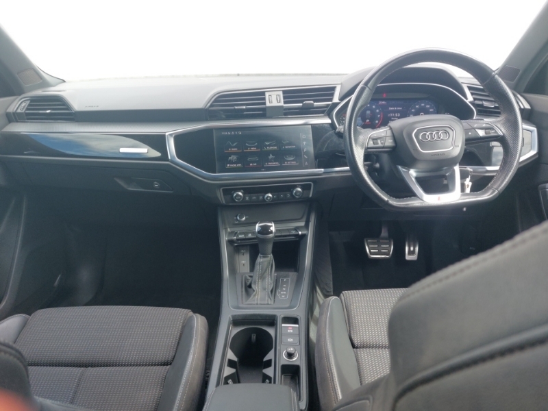 Audi Q3 35 Tfsi Black Edition S Tronic White #3