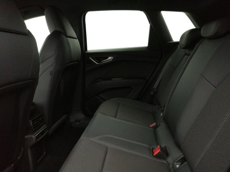 Audi Q4 E Tron 125Kw 35 55Kwh S Line Cs Black #6