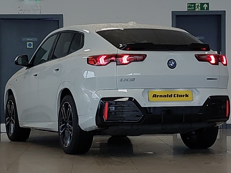 BMW iX2 150Kw Edrive20 M Sport 65Kwh Techpro White #2