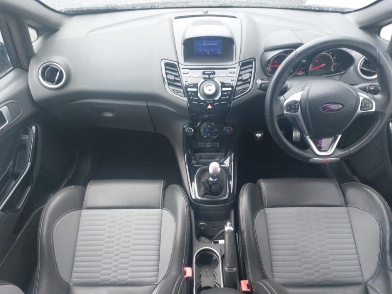 Ford Fiesta 1.6 Ecoboost St-3 MF17YDA Black #3