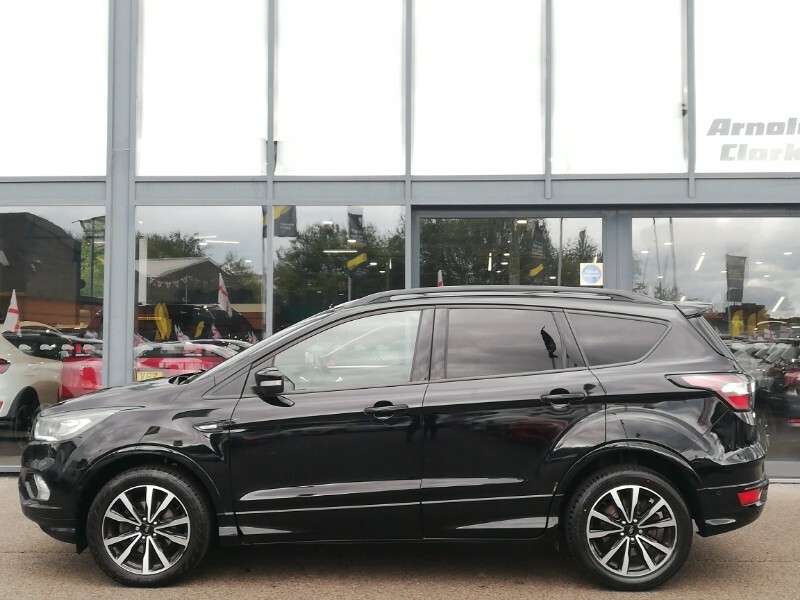 Ford Kuga 1.5 Ecoboost St-line 2Wd Black #4